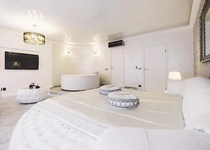 Apartment Jacuzzi Romantic *